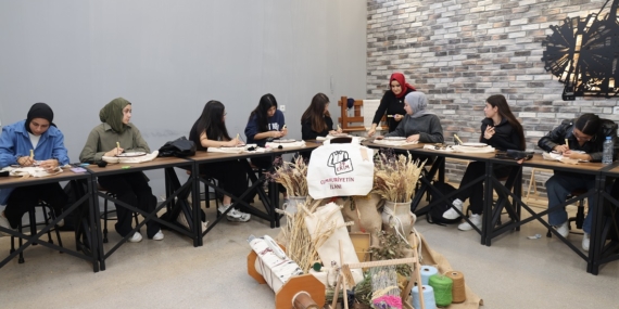 Cumhuriyet İçin İlmek İlmek Tasarım Atölyesi Cumhuriyet İçin İlmek İlmek Tasarım Atölyesi