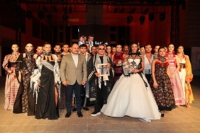 Şanlıurfa’nın Pamuk Mirası Modada Yeniden Hayat Buldu Şanlıurfa’nın Pamuk Mirası Modada Yeniden Hayat Buldu