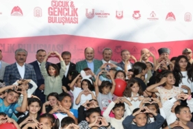 Şanlıurfa’da Gençlik Coşkusu: Buluşma Başladı! Şanlıurfa’da Gençlik Coşkusu: Buluşma Başladı!