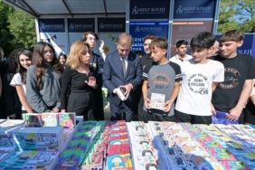 İZKİTAP 2025: Kültürpark’ta Kitapsever Buluştu! İZKİTAP 2025: Kültürpark’ta Kitapsever Buluştu!