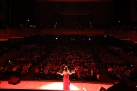 Cumhuriyet Bayramı’nda Dilek Türkan Coşkusu! Cumhuriyet Bayramı’nda Dilek Türkan Coşkusu!