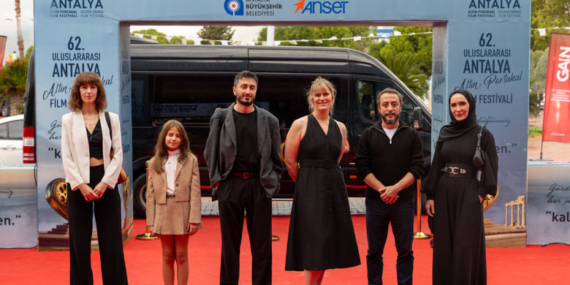 Altın Portakal’da ‘Tavşan İmparatorluğu’ ve ‘Nefes’ Altın Portakal’da ‘Tavşan İmparatorluğu’ ve ‘Nefes’