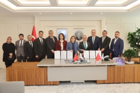 GAZİANTEP BÜYÜKŞEHİR AKADEMİK TECRÜBEDEN YARARLANMAYI SÜRDÜRÜYOR GAZİANTEP BÜYÜKŞEHİR AKADEMİK TECRÜBEDEN YARARLANMAYI SÜRDÜRÜYOR