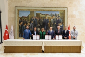 GAZİANTEP BÜYÜKŞEHİR’DEN ÇÖLYAK HASTASI ÖĞRENCİLER İÇİN TÜRKİYE’DE BİR İLK! GAZİANTEP BÜYÜKŞEHİR’DEN ÇÖLYAK HASTASI ÖĞRENCİLER İÇİN TÜRKİYE’DE BİR İLK!