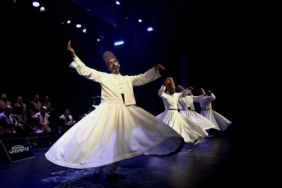 MEVLANA CELALEDDİN-İ RUMİ’NİN 818. DOĞUM YIL DÖNÜMÜ İÇİN ANMA PROGRAMI DÜZENLENDİ MEVLANA CELALEDDİN-İ RUMİ’NİN 818. DOĞUM YIL DÖNÜMÜ İÇİN ANMA PROGRAMI DÜZENLENDİ